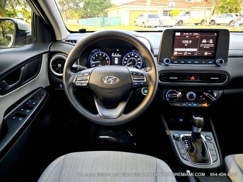 2023 Hyundai Kona SEL