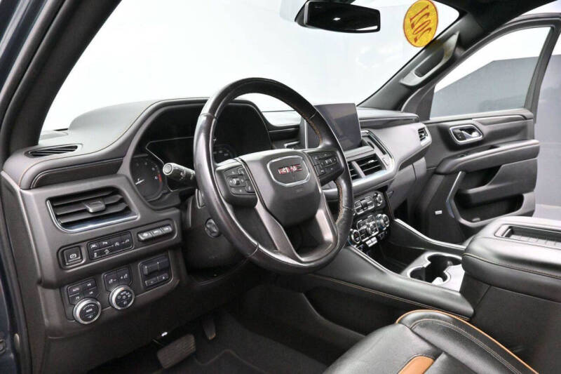2021 GMC Yukon XL AT4