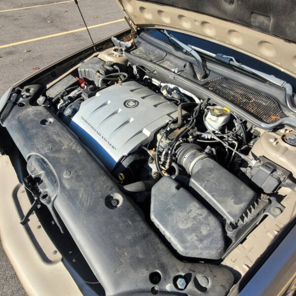 2005 Cadillac DeVille DTS