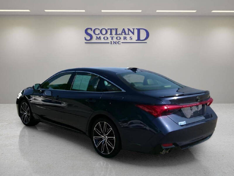 2020 Toyota Avalon Touring