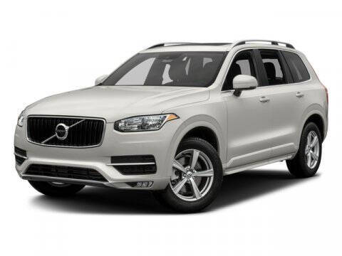 2017-volvo-xc90-t6-momentum-awd-4dr-suv.jpg