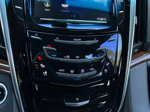 2019 Cadillac Escalade Standard