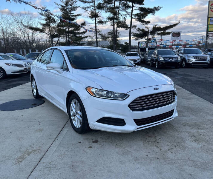 2013 Ford Fusion SE