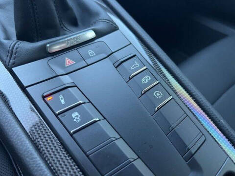 2024 Porsche 718 Cayman Style Edition