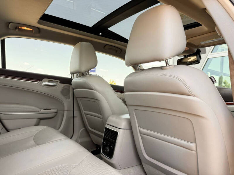 2011 Chrysler 300 C