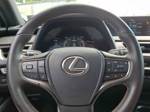 2022 Lexus UX 200