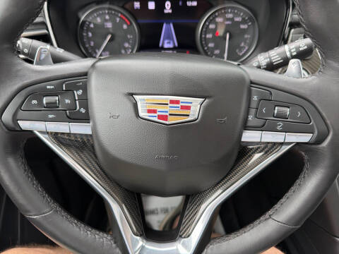 2020 Cadillac XT6 Sport