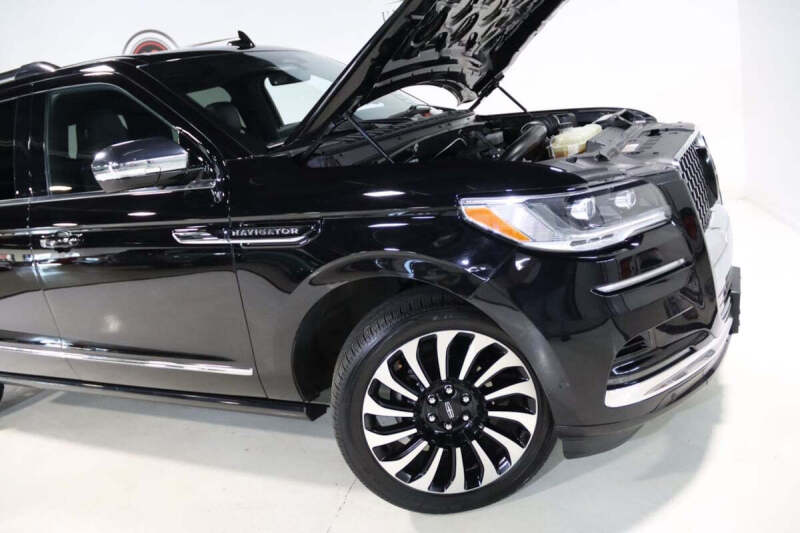 2024 Lincoln Navigator L Black Label