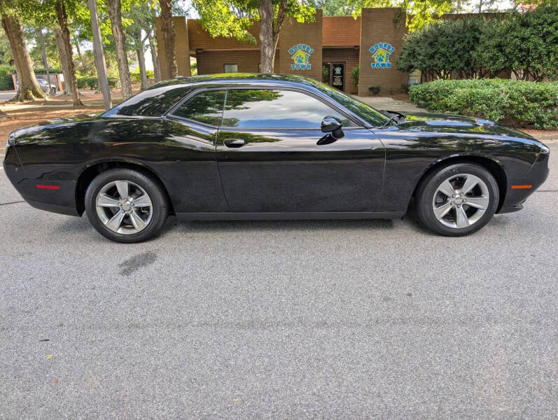 2015 Dodge Challenger SXT