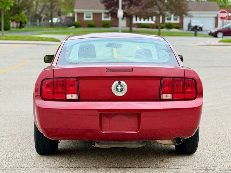 2008 Ford Mustang V6 Deluxe