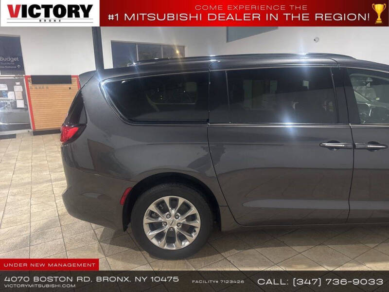 2021 Chrysler Pacifica Touring L