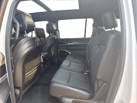 2024 Jeep Wagoneer Series III