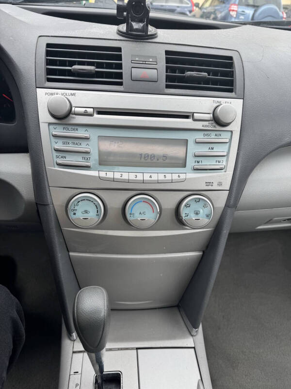 2009 Toyota Camry LE