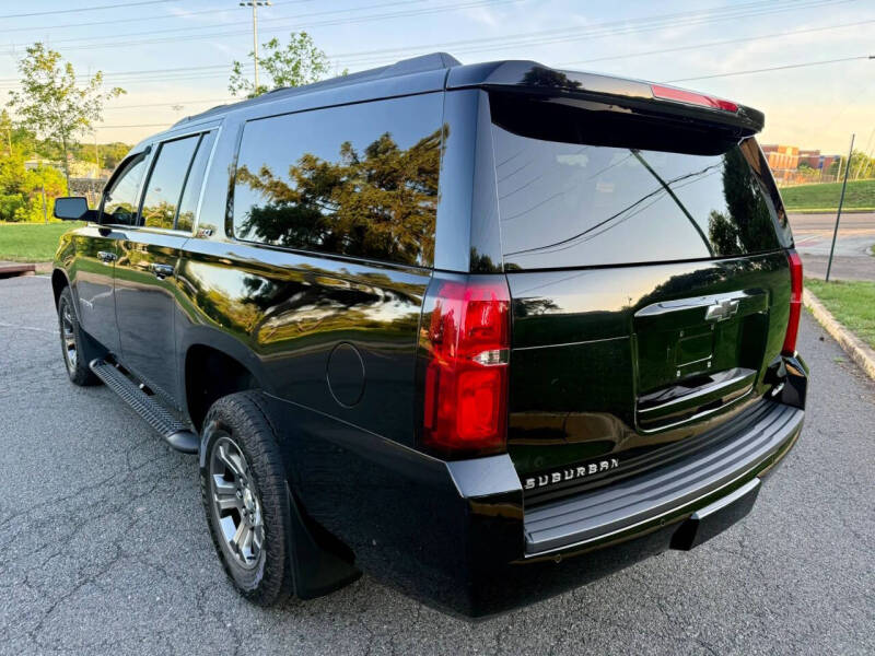 2019 Chevrolet Suburban LT