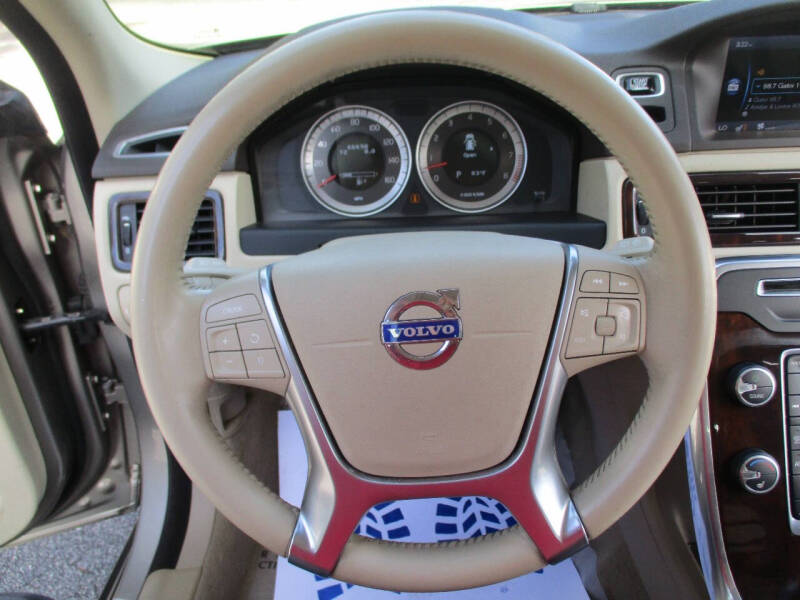 2012 Volvo XC70 T6 Premier Plus