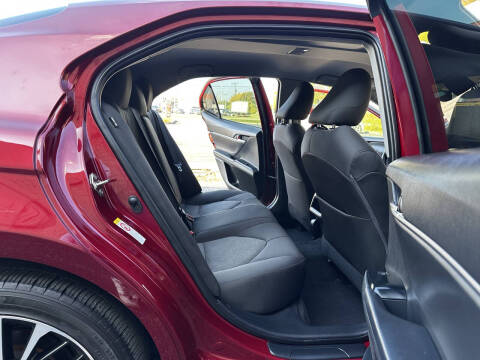 2019 Toyota Camry LE