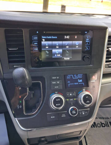2015 Toyota Sienna