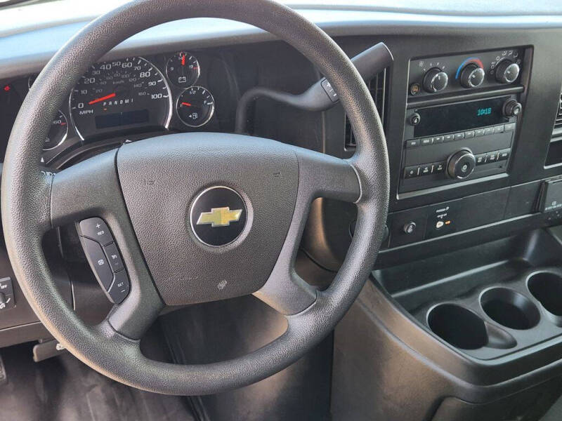 2024 Chevrolet Express 2500