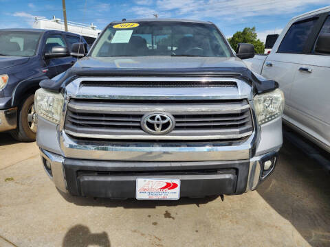2014 Toyota Tundra SR5