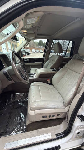 2016 Lincoln Navigator Select