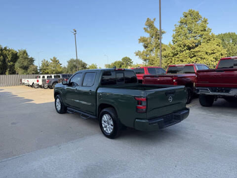 2022 Nissan Frontier SV