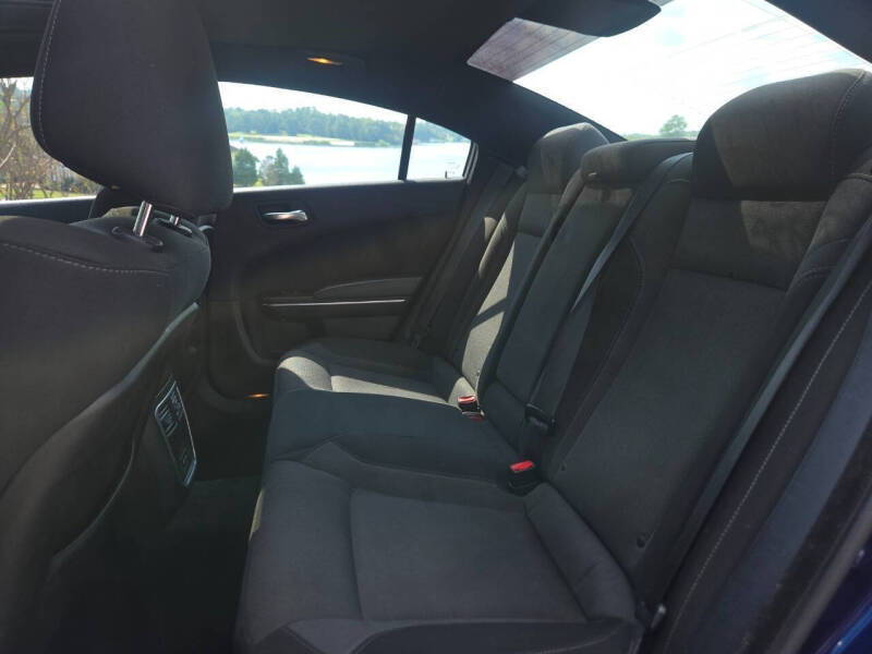 2015 Dodge Charger SXT