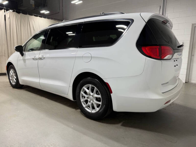 2020 Chrysler Voyager LXi