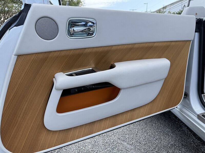 2019 Rolls-Royce Dawn 16