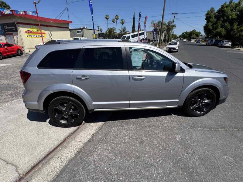 2018 Dodge Journey Crossroad