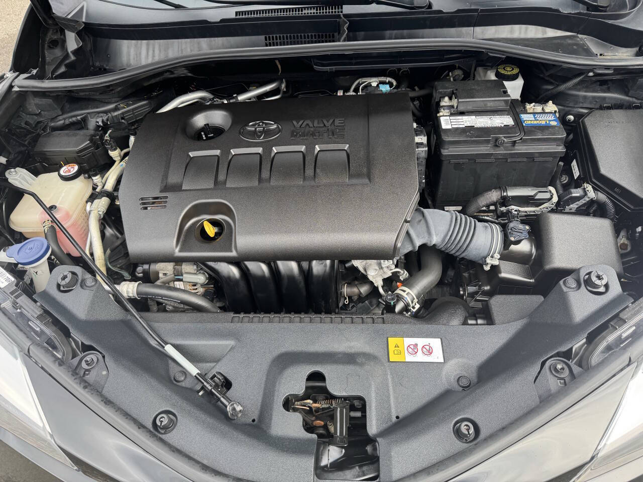 Black 2021 Toyota C-HR LE LE 4dr Crossover 12