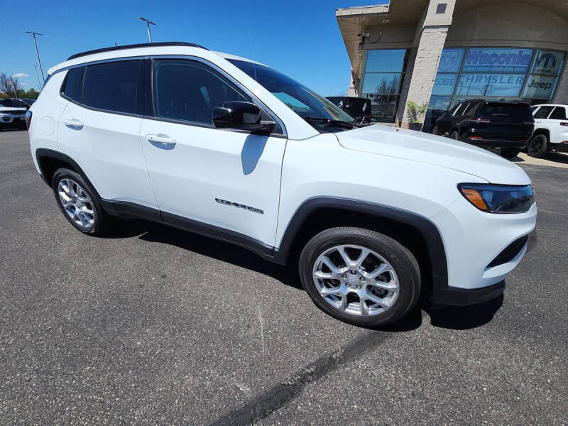 2024 Jeep Compass Latitude Lux