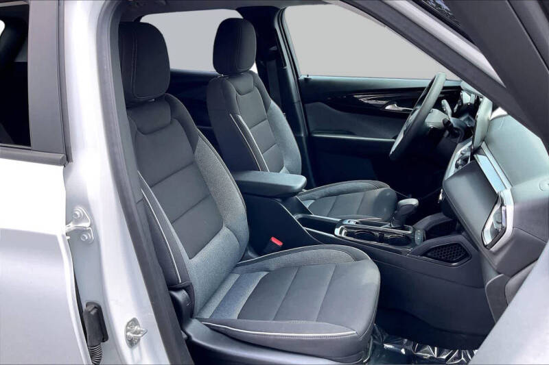 2025 Chevrolet TrailBlazer LS