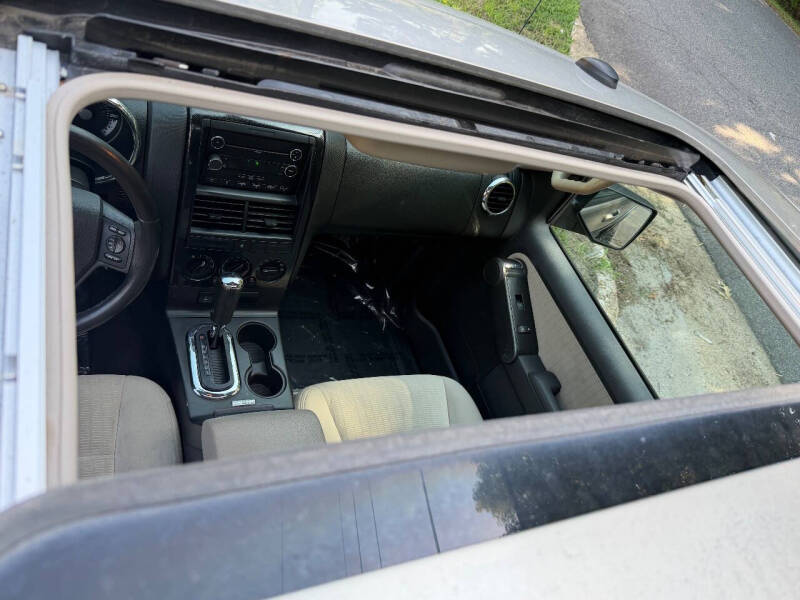 2008 Ford Explorer XLT