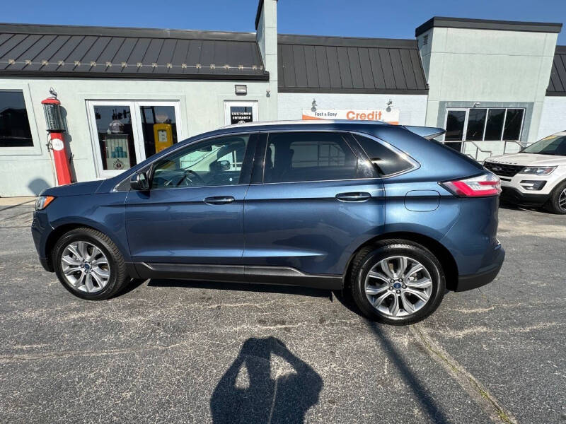 2019 Ford Edge Titanium