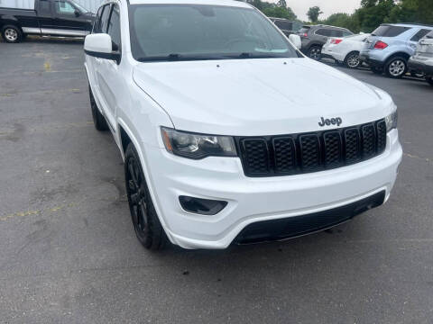 2017 Jeep Grand Cherokee Laredo