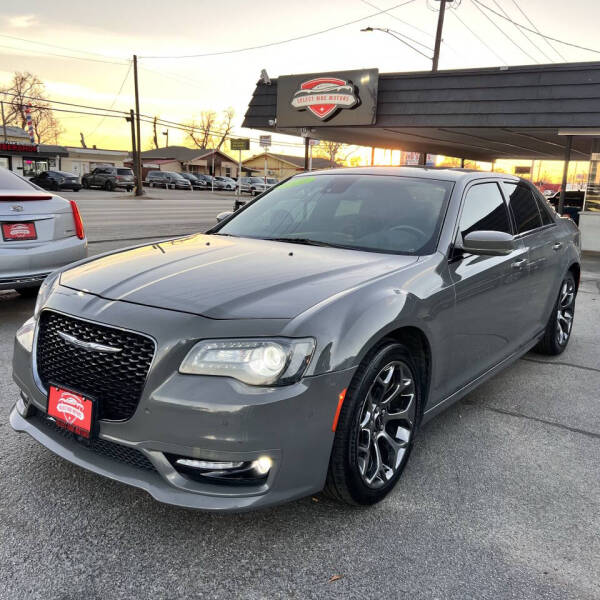 2018 Chrysler 300 S