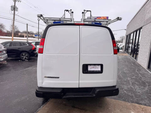 2021 Chevrolet Express 2500