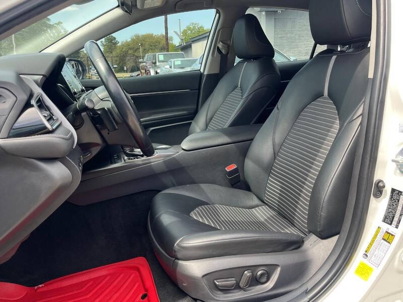 2021 Toyota Camry SE