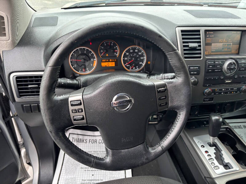 2011 Nissan Armada SV