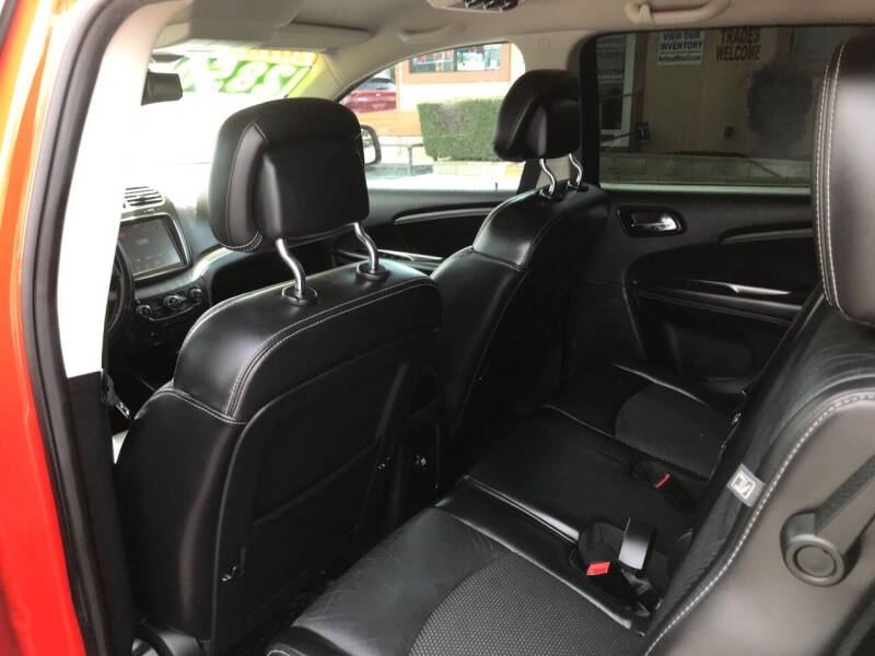 2018 Dodge Journey Crossroad