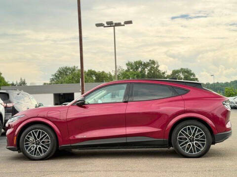 2025 Ford Mustang Mach-E Premium