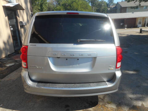 2016 Dodge Grand Caravan R/T
