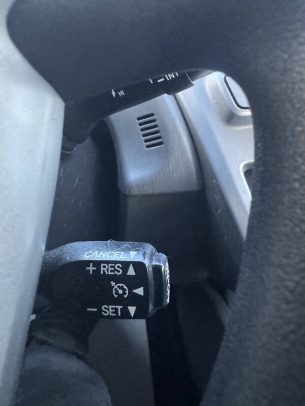 2012 Toyota Prius v Five