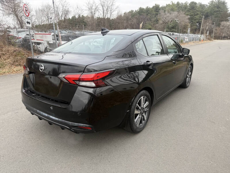 2020 Nissan Versa SV