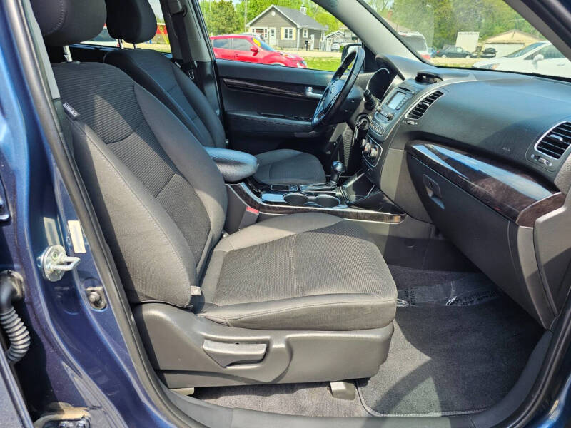 2015 Kia Sorento LX
