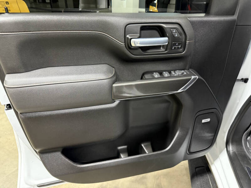 2023 GMC Sierra 2500HD AT4