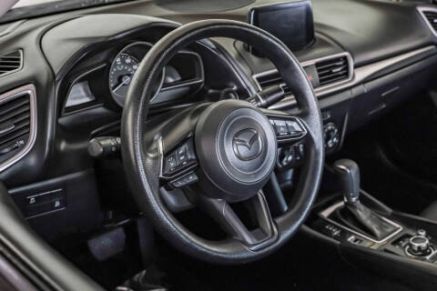 2017 Mazda MAZDA3 Sport
