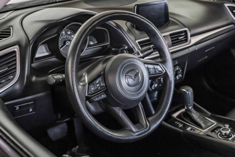 2017 Mazda MAZDA3 Sport