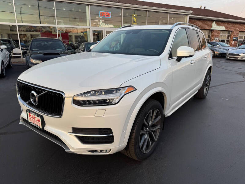 2017 Volvo XC90 T6 Momentum