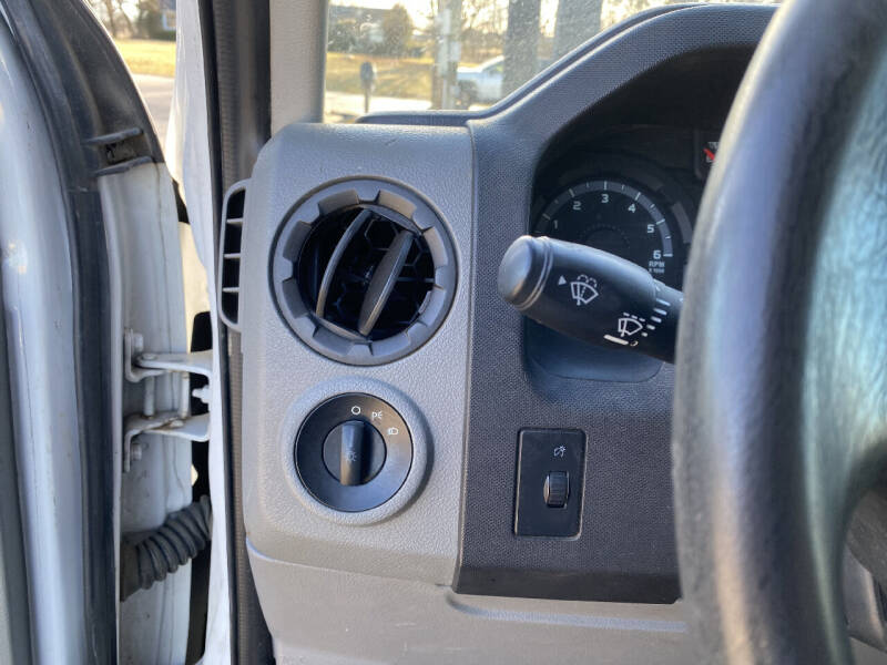 2013 Ford E-Series E-250